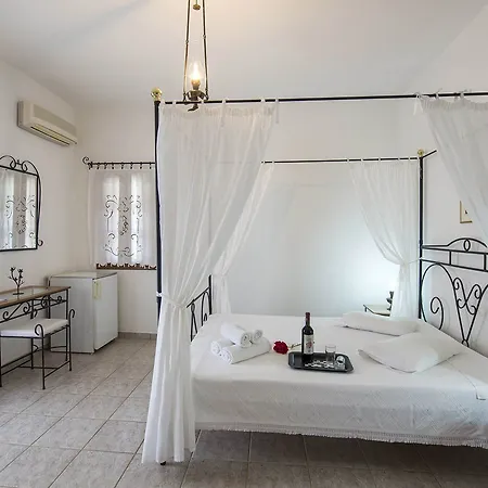 Hotel Foivos 2 Neo Oitilo