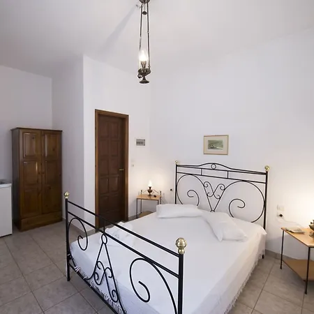 Hotel Foivos 2 Neo Oitilo